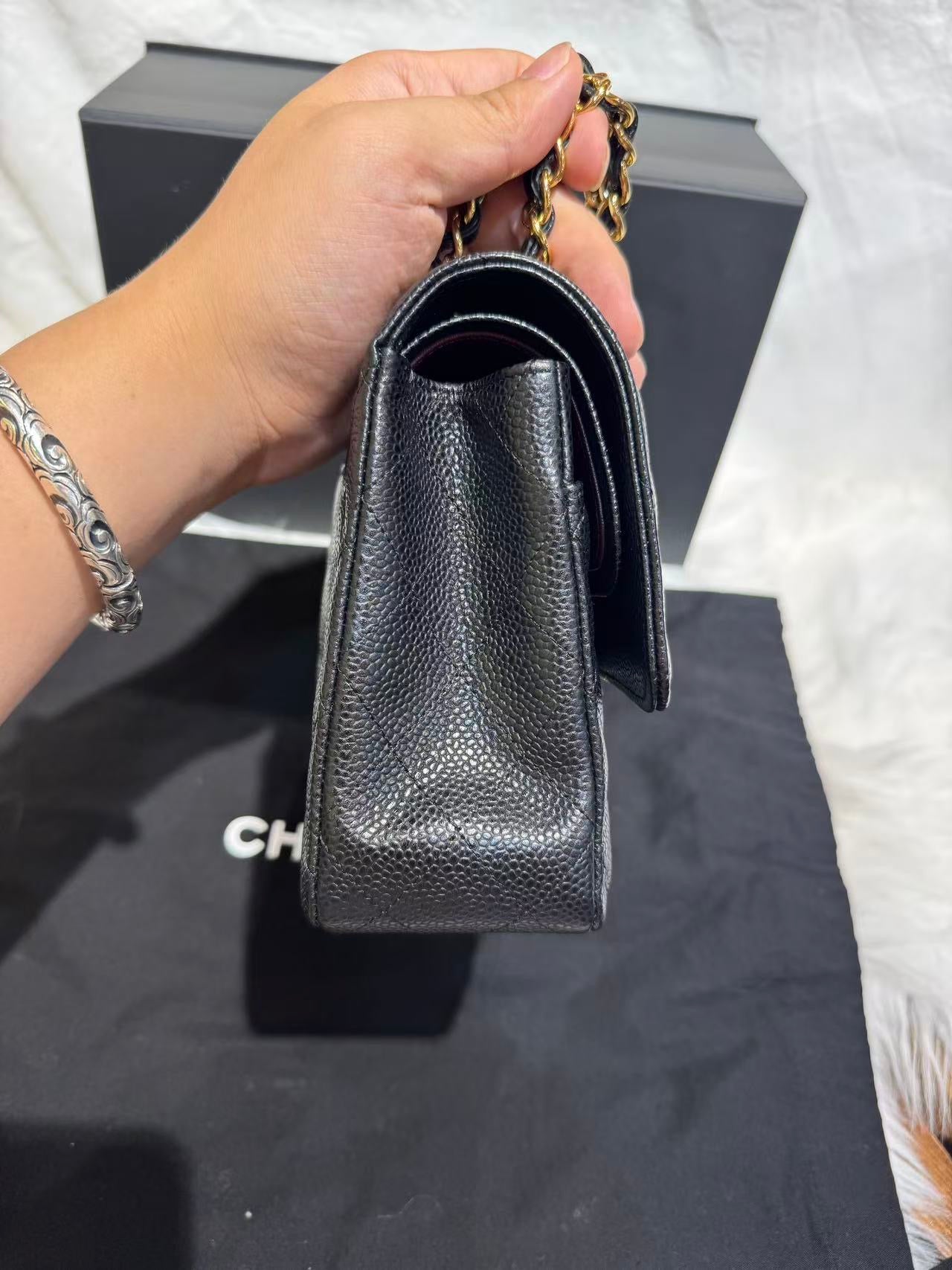 Include Entrupy Certificate of Authenticity｜Very Good ( Rank A)｜CHANEL Caviar Skin Matrasse Chain Double Flap 25 Shoulder Bag Black