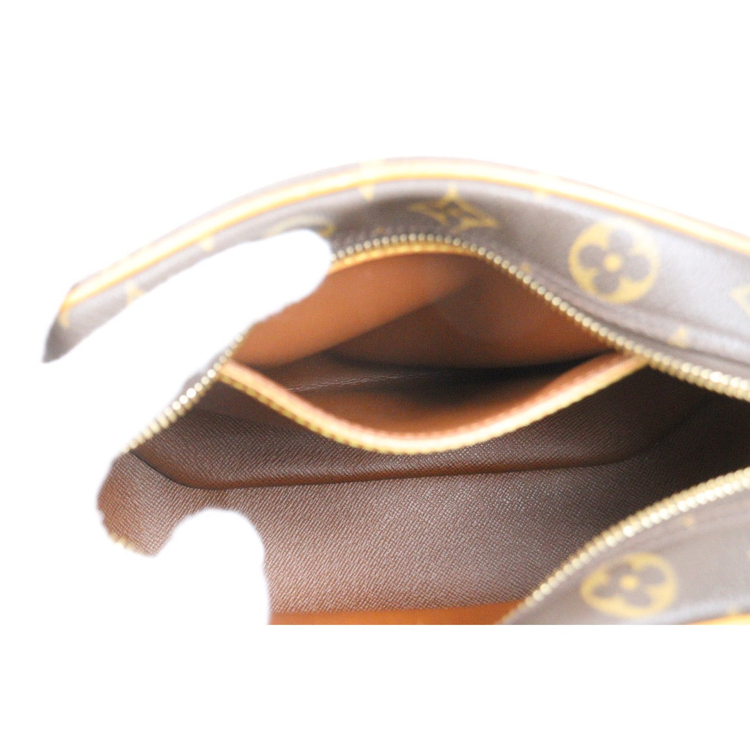 Fair ( Rank B)｜LV Monogram Blower Shoulder Bag｜26012201