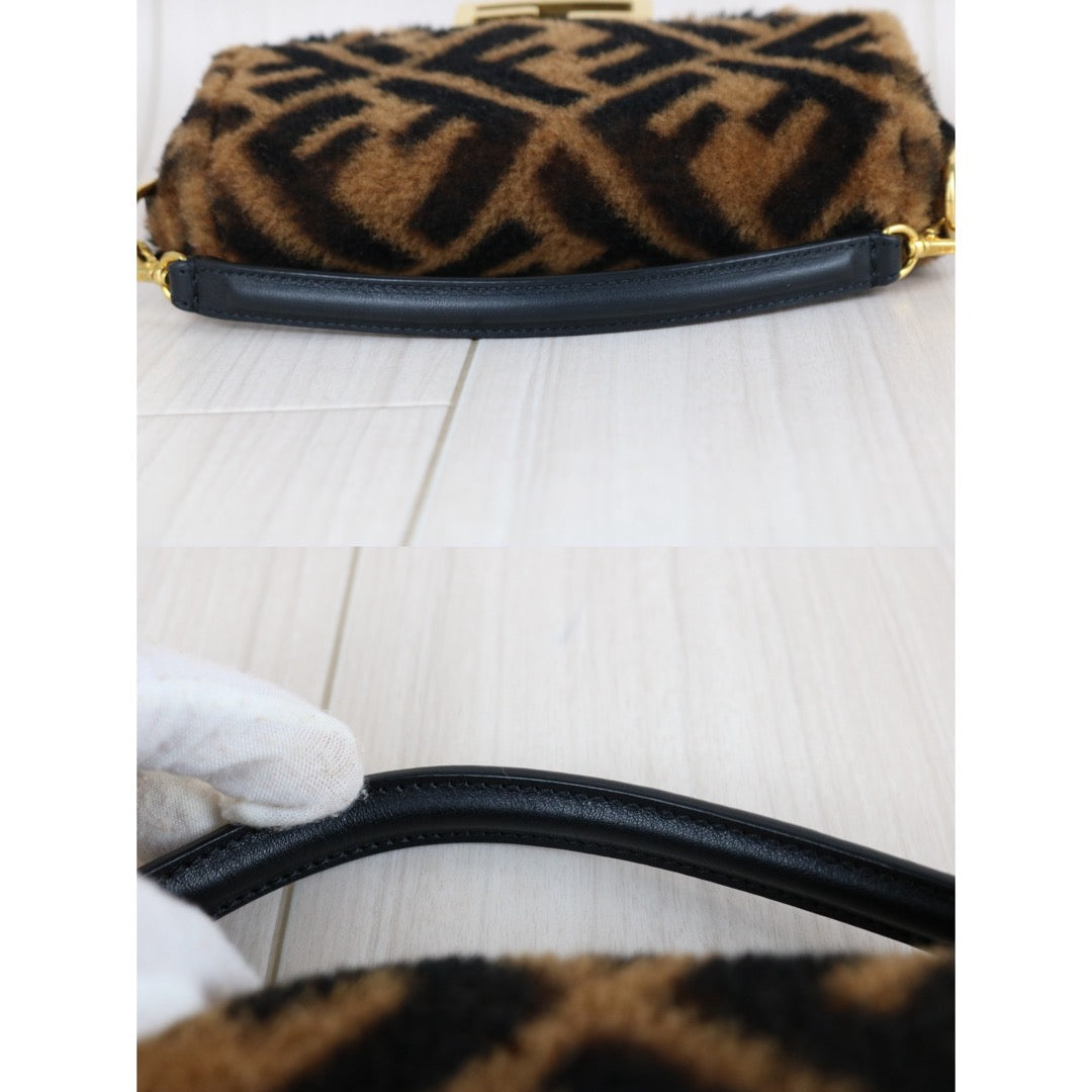 Very Good ( Rank A)｜ FENDI Zucca Mamma Baguette Sheep Skin Brown Shoulder Bag PM｜S25111302