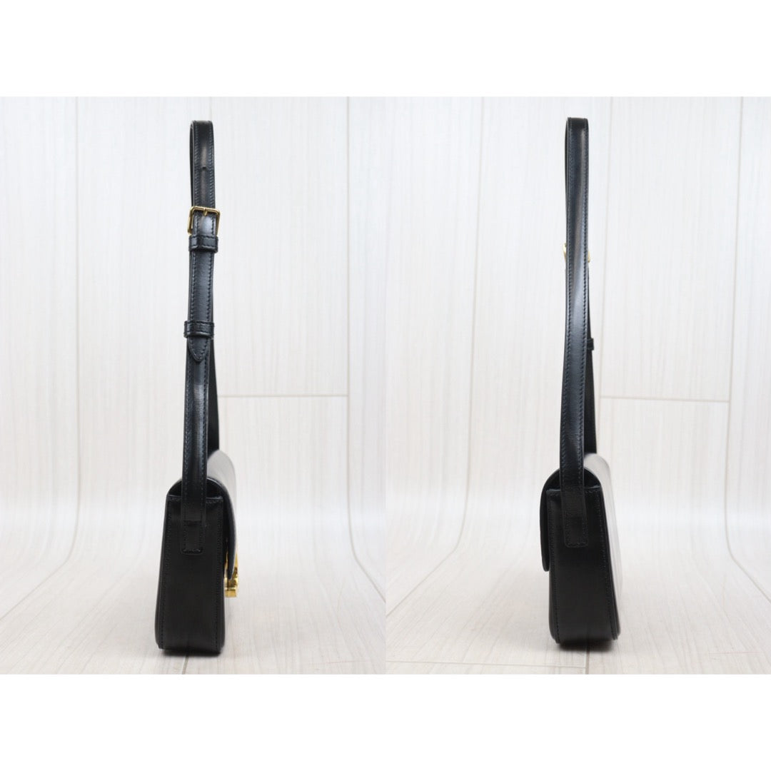 Good ( Rank AB) ｜CELINE Calf Leather Triomphe Black Shoulder Bag Golden Hardware｜S25090105