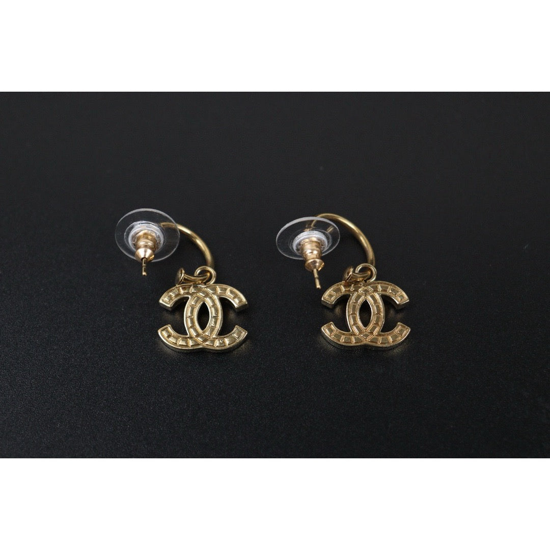 Very Good ( Rank A) ｜CHANEL COCO Earrings 18k Gold Plated ｜24103123