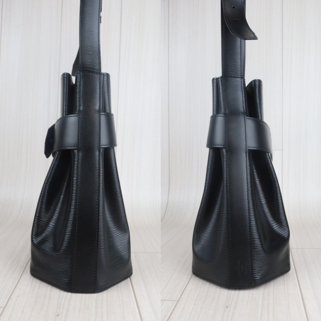 Rank A ｜ LV Epi Sack de Paul Shoulder Bag｜23082613