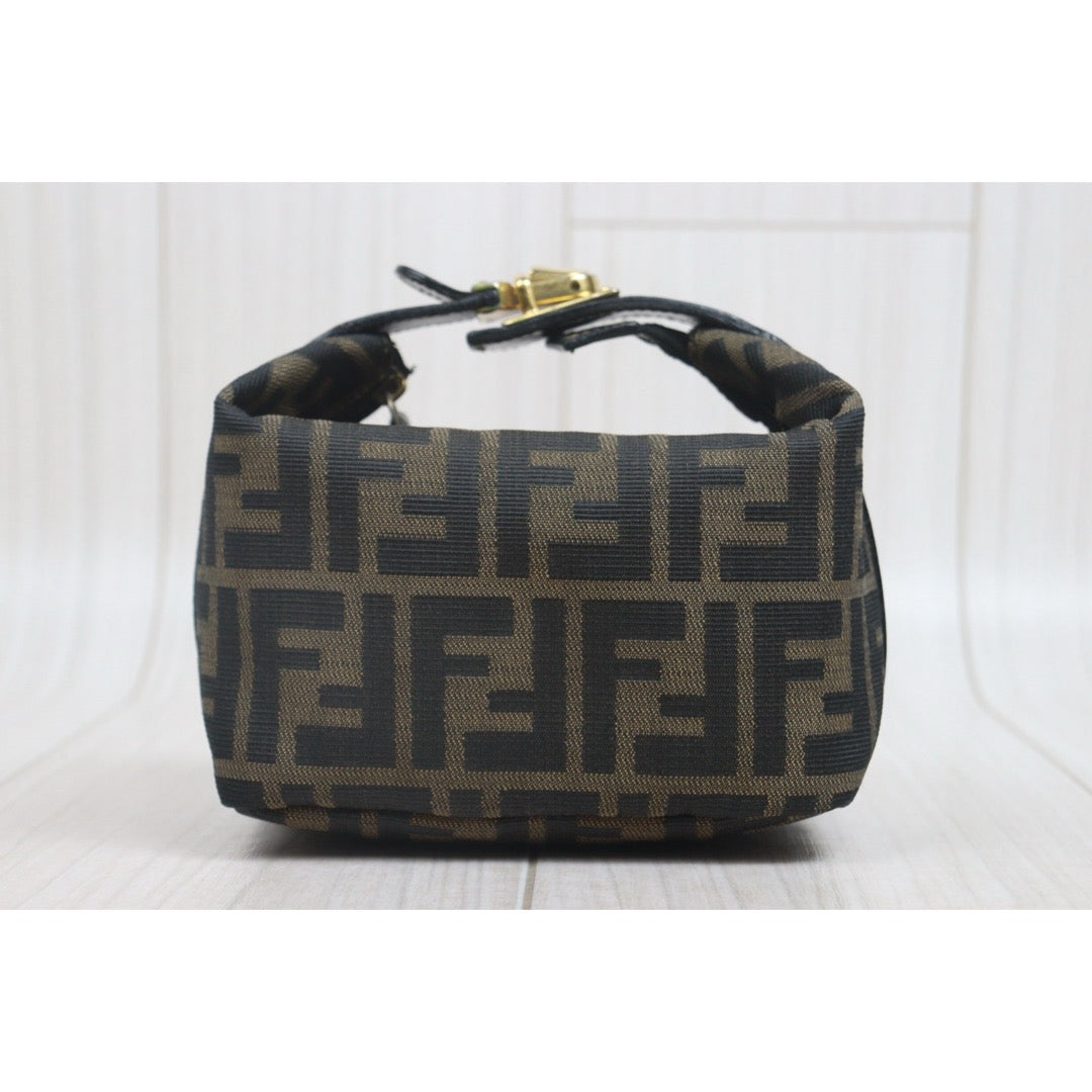 Include Entrupy Certificate of Authenticity｜Good ( Rank AB)｜ FENDI PM Zucca Handbag ｜26063003