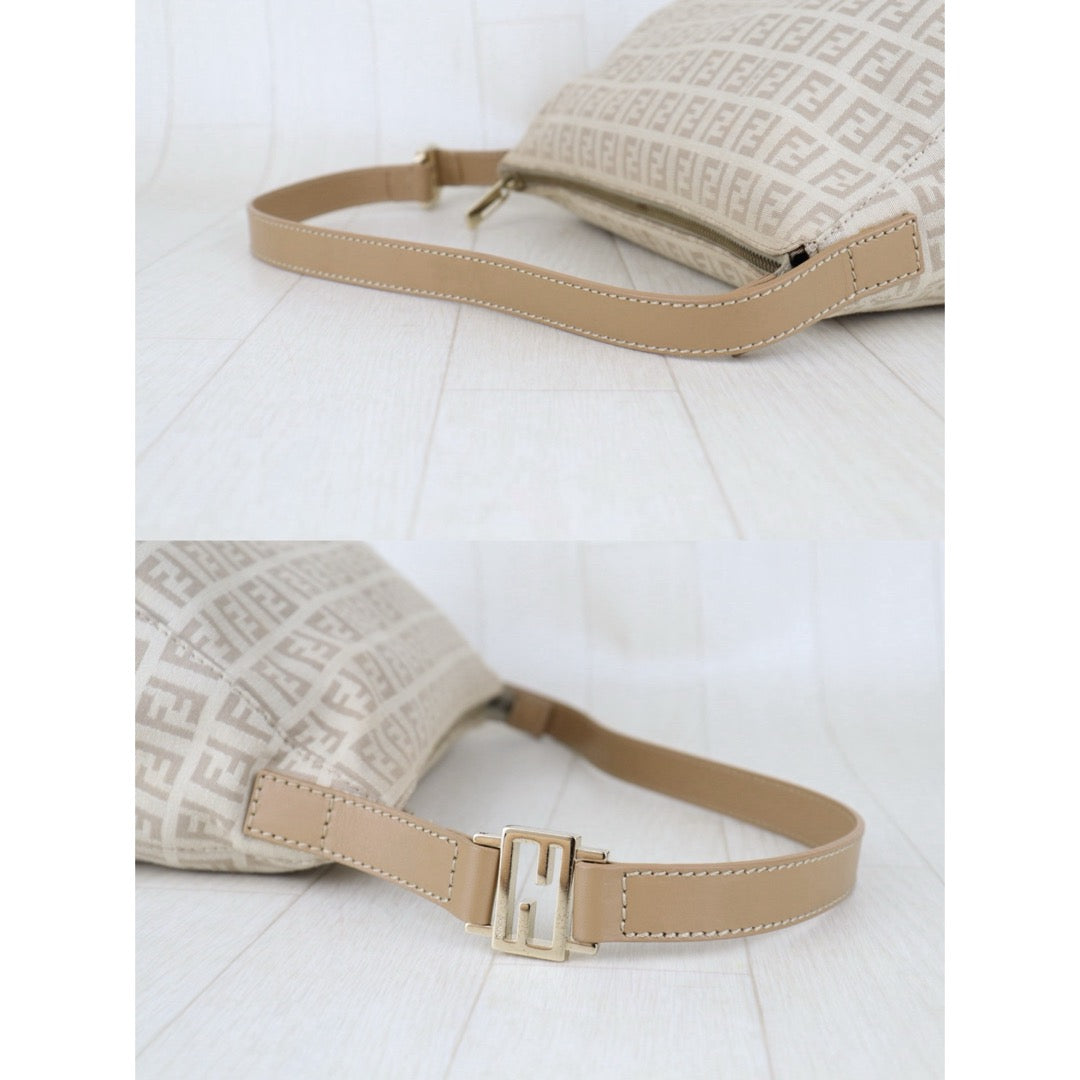 Good ( Rank AB) ｜ FENDI Zucca Mamma Baguette Shoulder Bag Beige｜H25090810