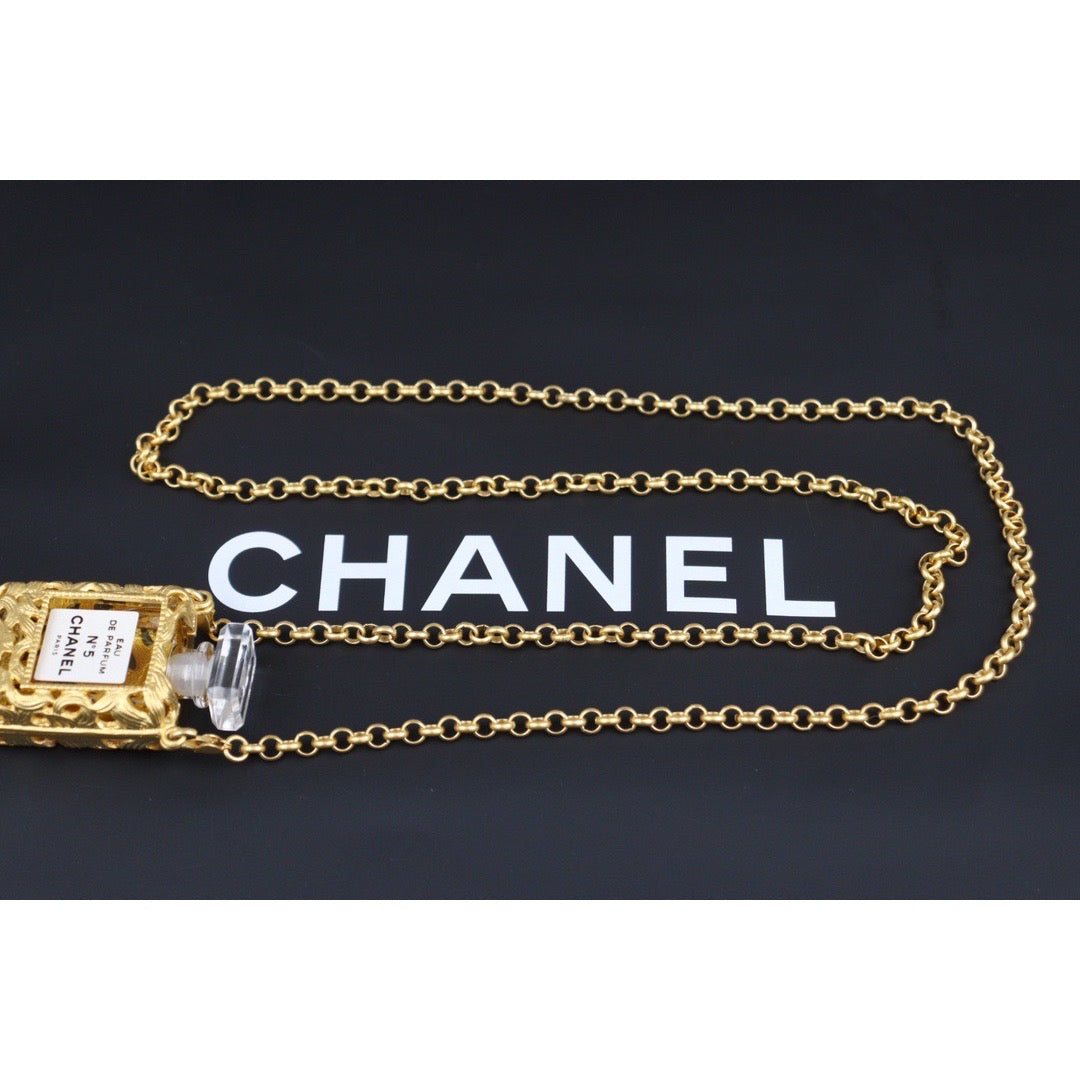 Rank SA ｜  CHANEL Vintage Perfume No5 Brass Perfume Necklace  ｜23102839