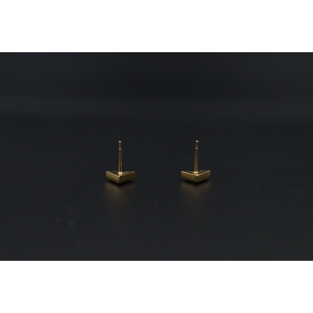 Very Good ( Rank A) ｜ LV Collier Essential V Earrings ｜24121918