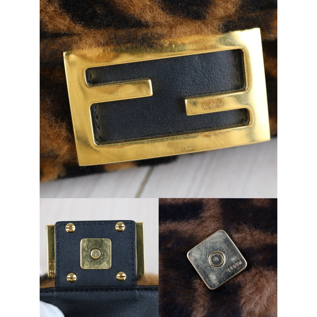 Very Good ( Rank A)｜ FENDI Zucca Mamma Baguette Sheep Skin Brown Shoulder Bag PM｜S25111302