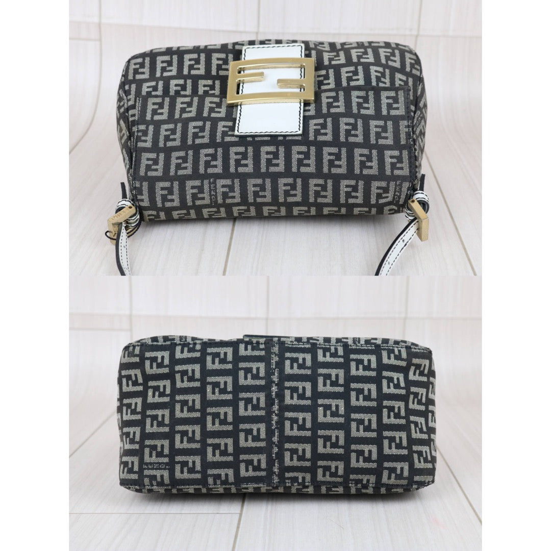 Include Entrupy Certificate of Authenticity｜Good ( Rank AB)｜ FENDI Zucca Mamma Baguette Shoulder Bag Black and White｜X26100712