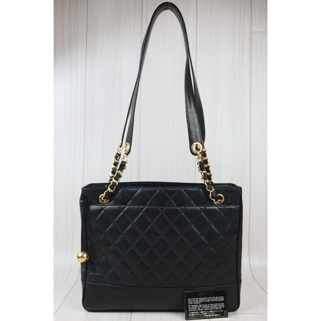 Very Good ( Rank A)｜ CHANEL Matrasse Lamb Skin  Tote Bag Black  Made In 1991-1994 Year｜W24080704