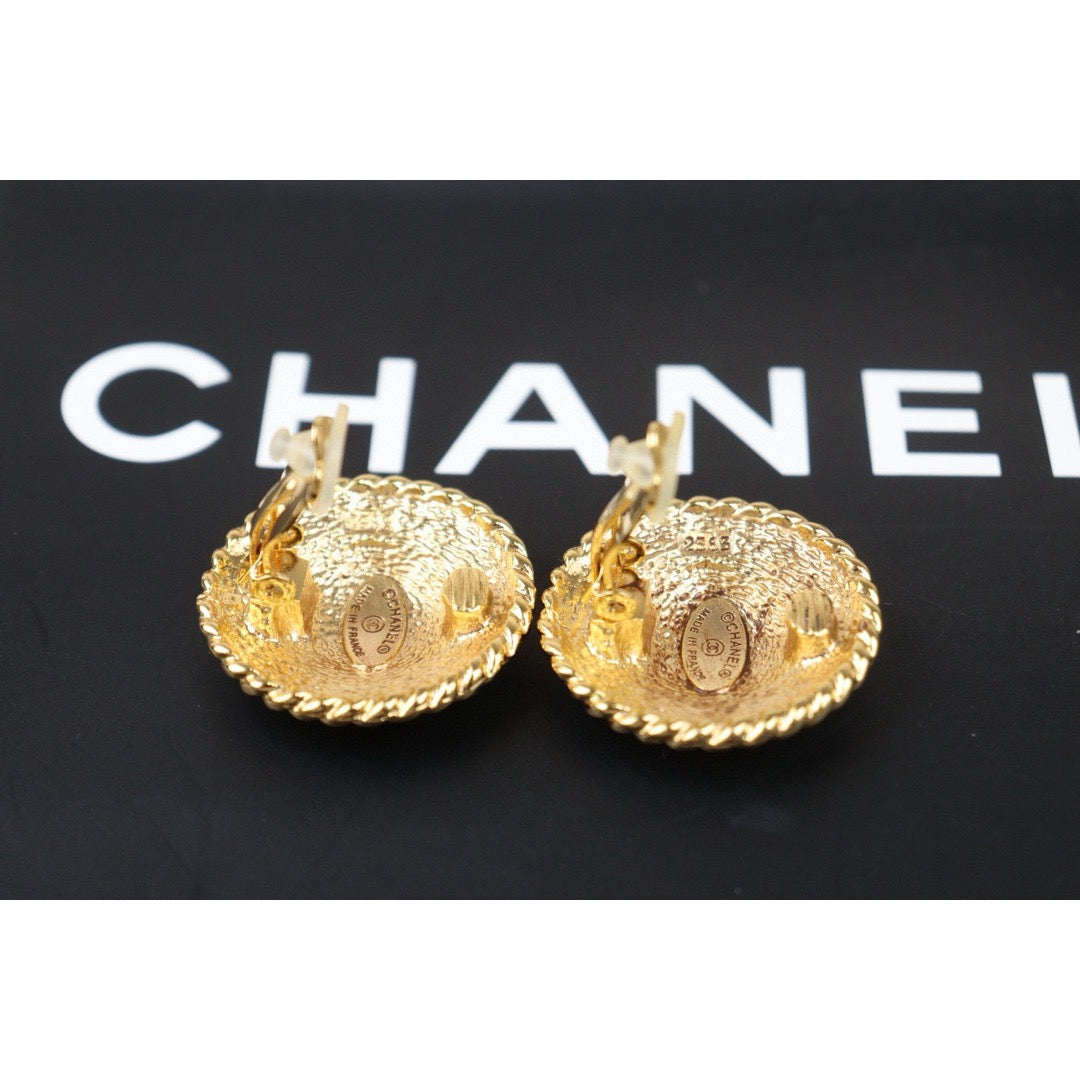 Very Good ( Rank A) ｜CHANEL Coco Mark Gold 24 Plated Earrings ｜Y24080206