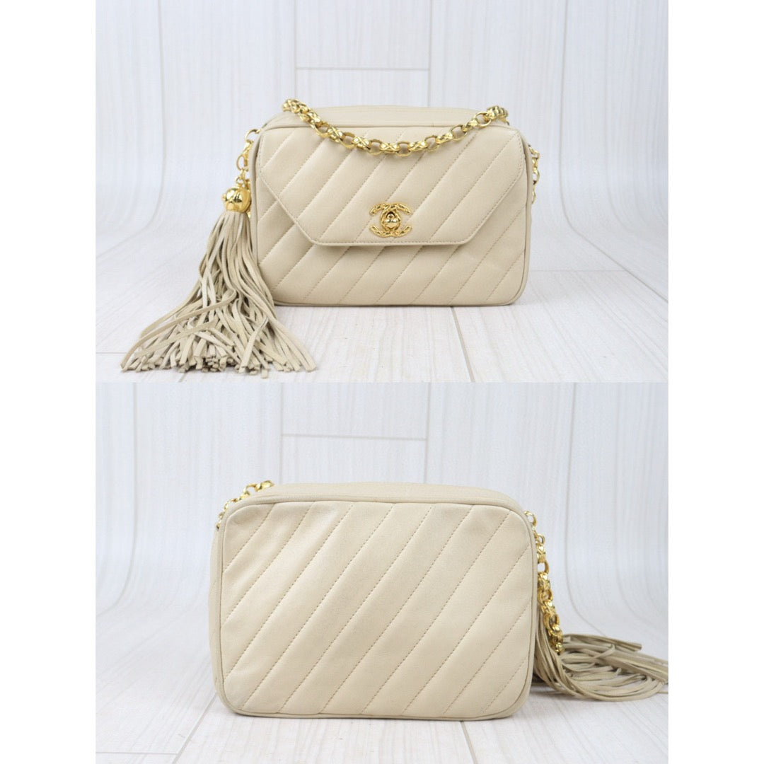 Good ( Rank AB)｜ CHANEL Matrasse Chain Camera Bag  Pearl White Shoulder Bag Made In 1991～1994Year ｜P24083009