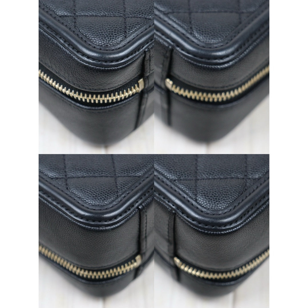 Very Good ( Rank A)｜ CHANEL  Caviar Skin Leather Calf Leather Mini Vanity Case Shoulder Bag Black Made In 2018 Year ｜P24122007