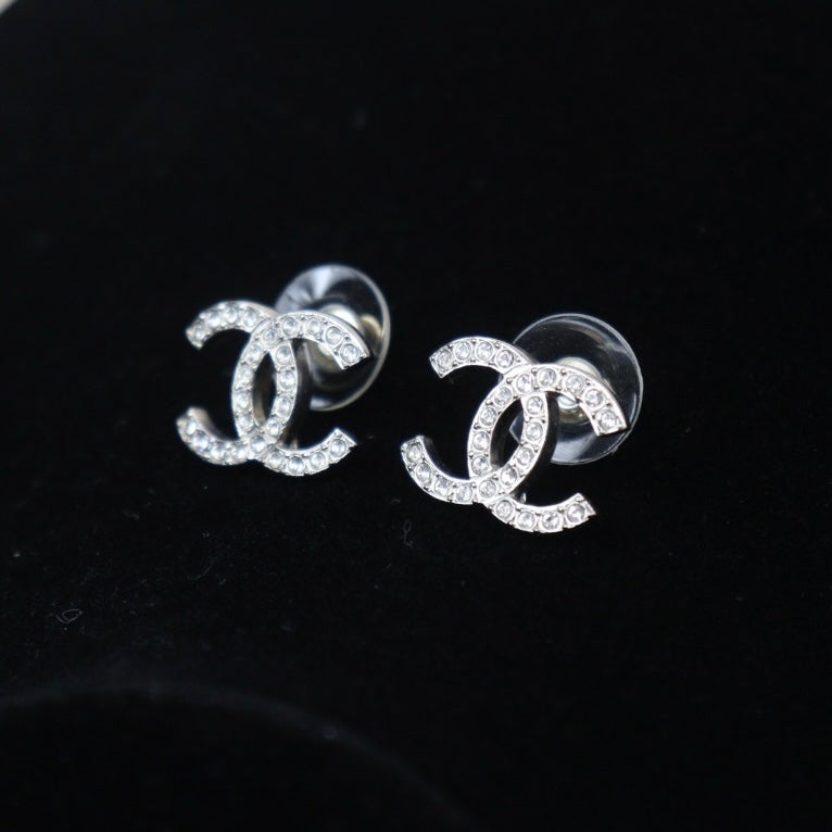 Rank A ｜CHANEL Coco Diamond Stone Piercing ｜V23071413