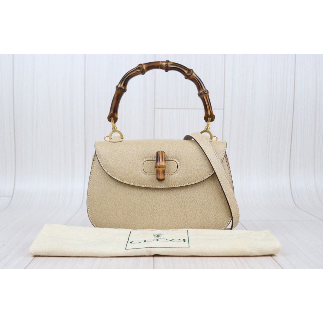 Rank A ｜ GUCCI Vintage Bamboo Hand Bag With Shoulder strap ｜24020123