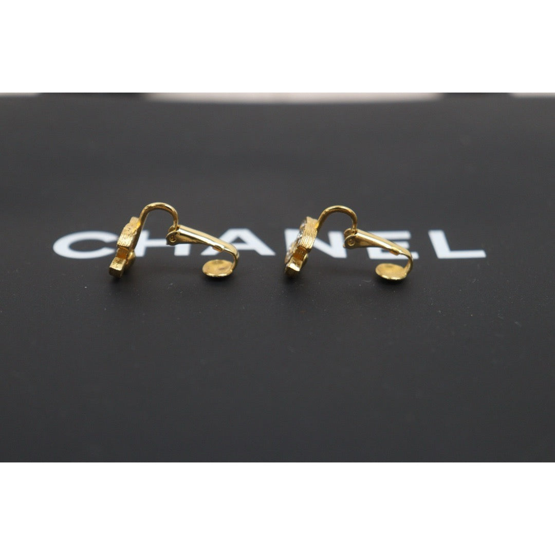 Include Authentic Detective Certificate of Authenticity｜Very Good ( Rank A) ｜CHANEL  COCO Mark Rhinestone Earrings ｜26070308