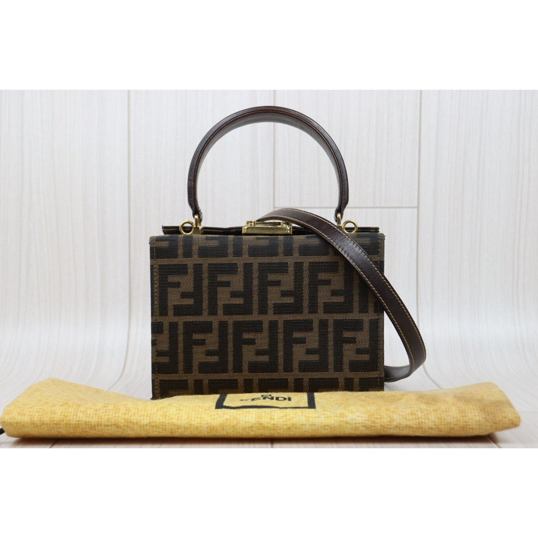 Very Good ( Rank A)｜ FENDI Zucca 2WAY Handbag With Shoulder Bag  Gold Hardware｜25042204