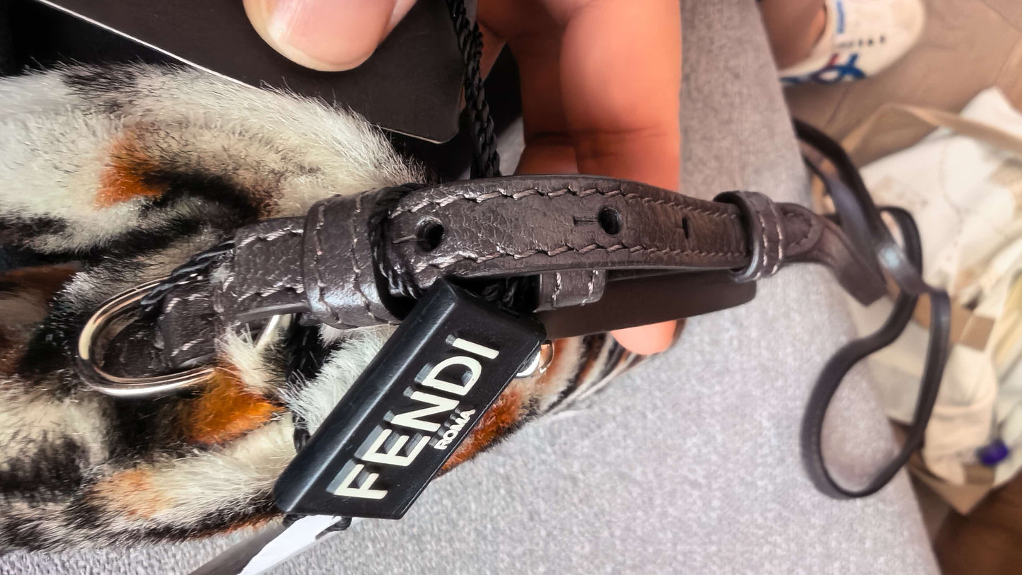 Include Entrupy Certificate of Authenticity｜Very Good ( Rank A)｜ FENDI Mamma Baguette Shoulder Bag