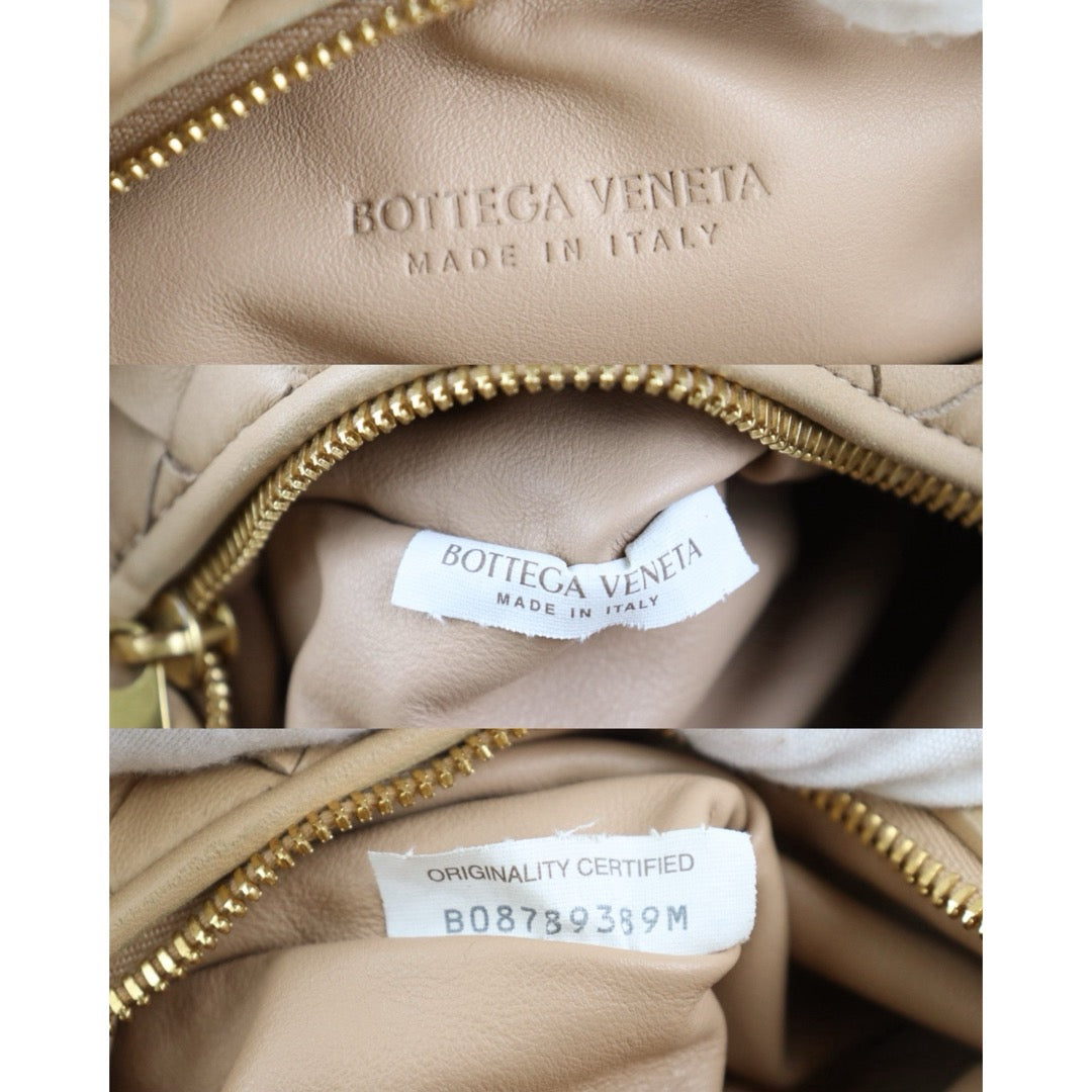 Include Entrupy Certificate of Authenticity｜Very Good ( Rank A)｜ Bottega Veneta Lamb Skin Mini Jodie Hand Bag Beige｜S26083013