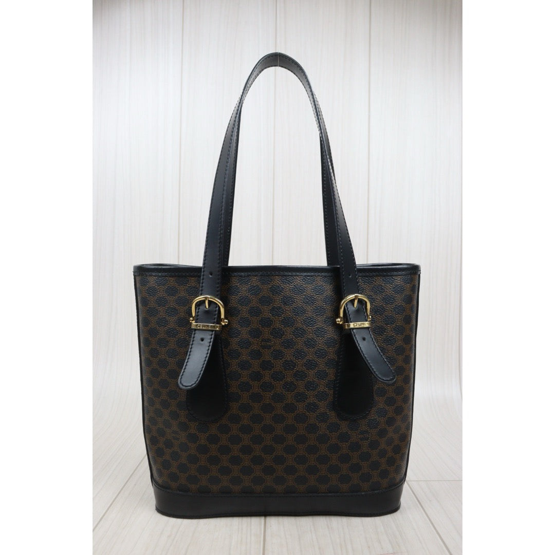 Very Good ( Rank A)｜ CELINE Black Macadam ToteBag ｜25092610