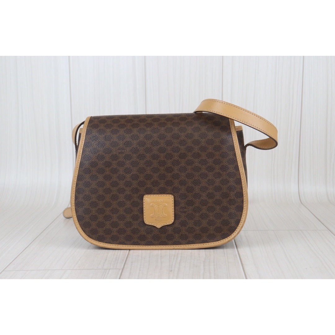 Rank AB ｜ CELINE Macadam Shoulderbag ｜23092215