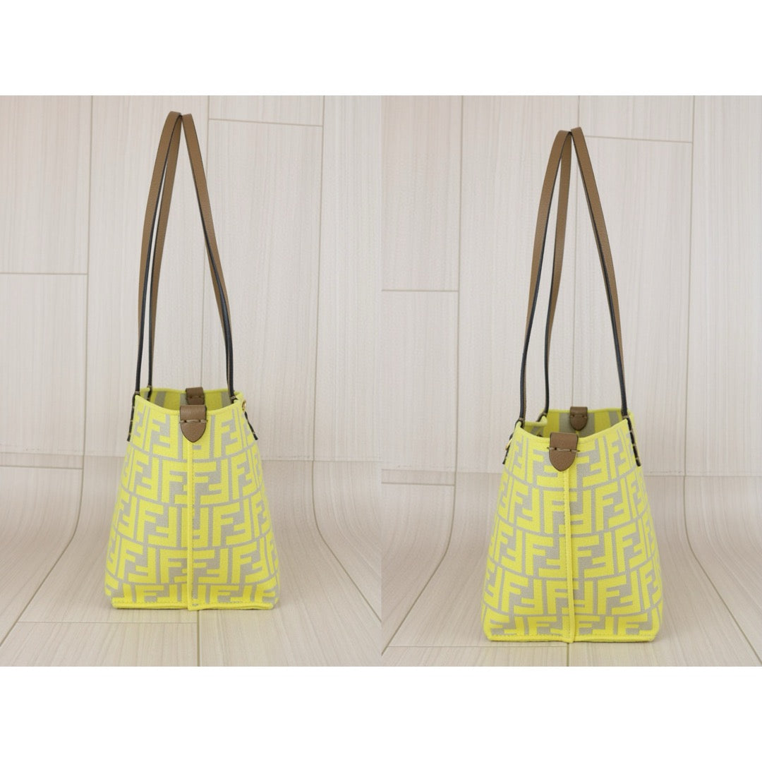 Excellent（Rank SA） ｜ FENDI Roll Canvas Pequin Yellow Tote  Bag ｜X24121825