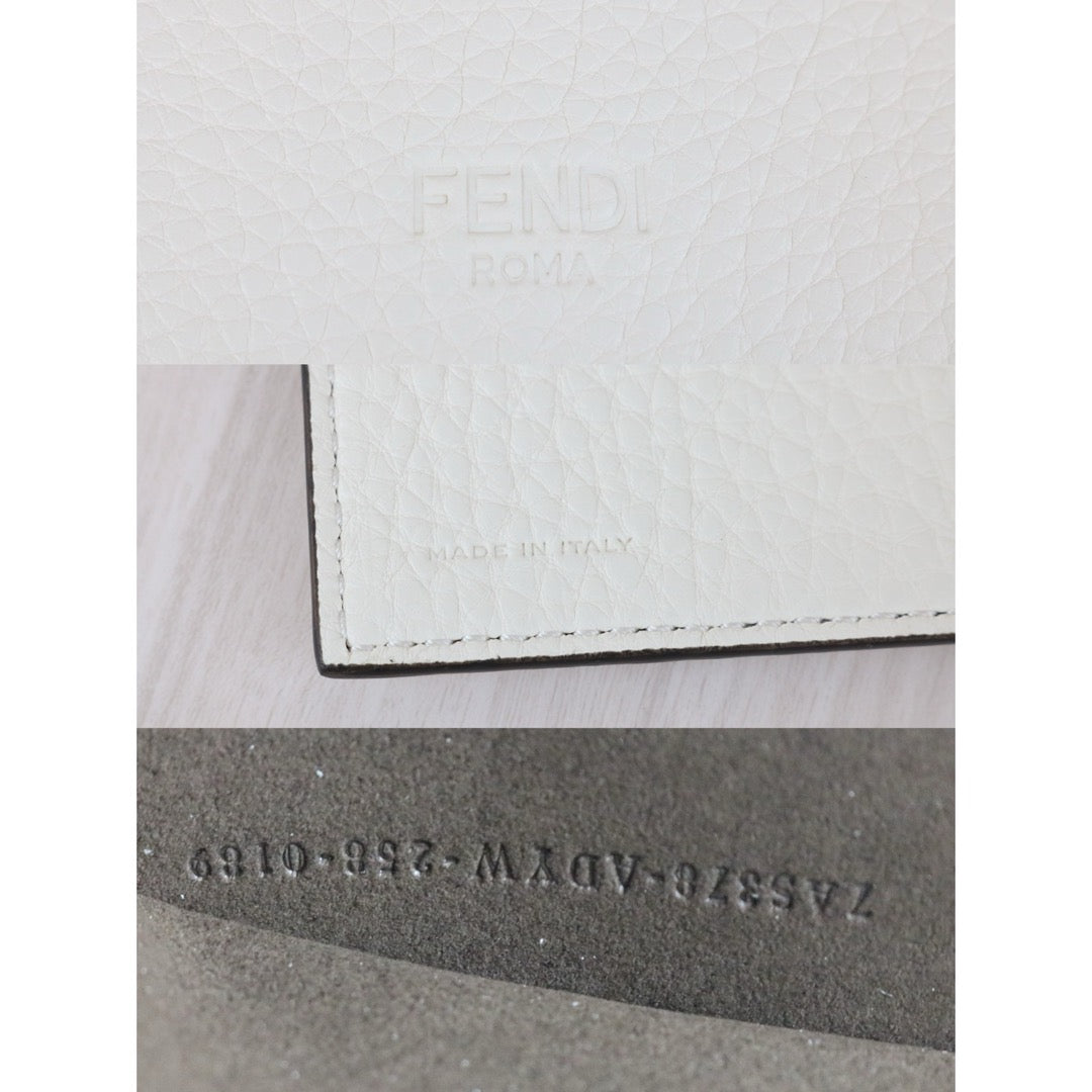 Excellent（Rank SA）｜ FENDI Calf Leather dopp kit Make-up bag With Passport Cover White｜X25081507