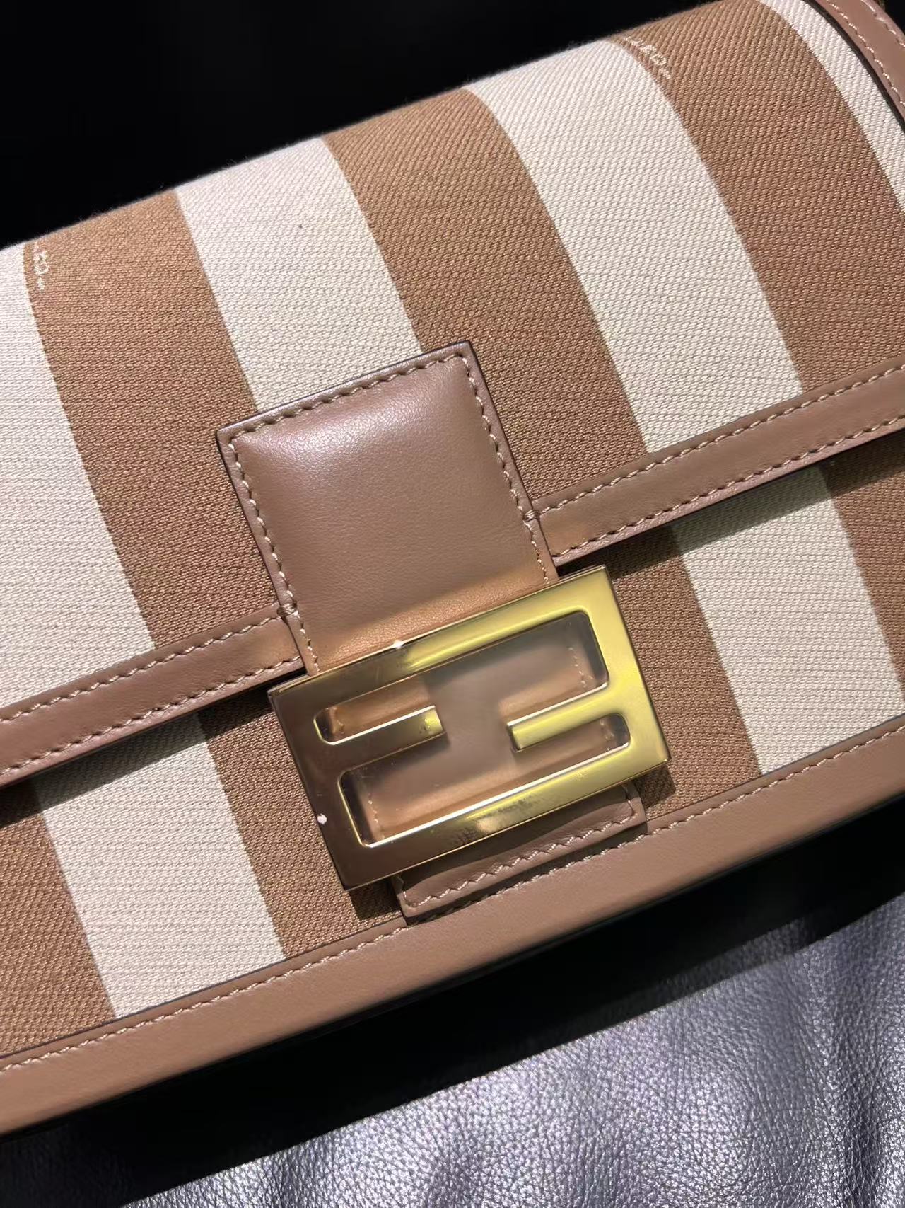 Second installment 2/3｜ FENDI Baguette Shoulder Bag  Gold Hardware Current Model
