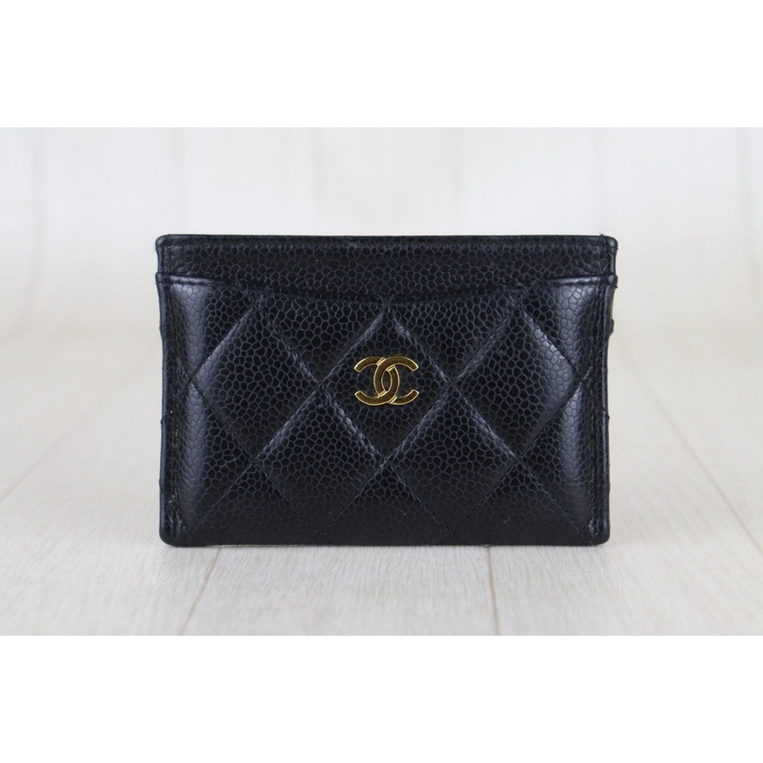 Include Entrupy Certificate of Authenticity｜Good ( Rank AB)｜CHANEL Caviar Skin Black Card Holder Made In 2021-2022Year｜S26052512