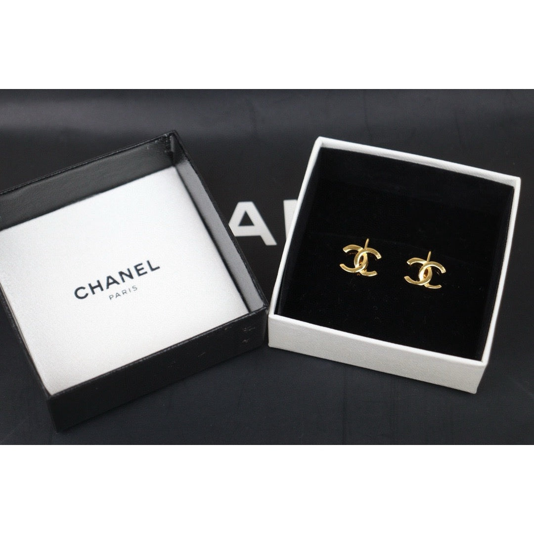 Very Good ( Rank A) ｜CHANEL COCO Earrings 18k Gold Plated ｜24110740