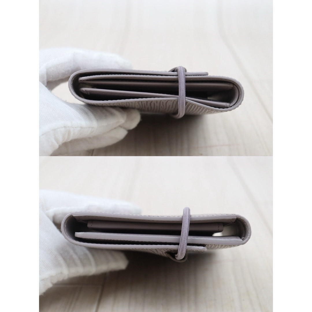 Very Good ( Rank A)｜LV Epi Portefeuil Elastic Tri-Fold Wallet｜25092306