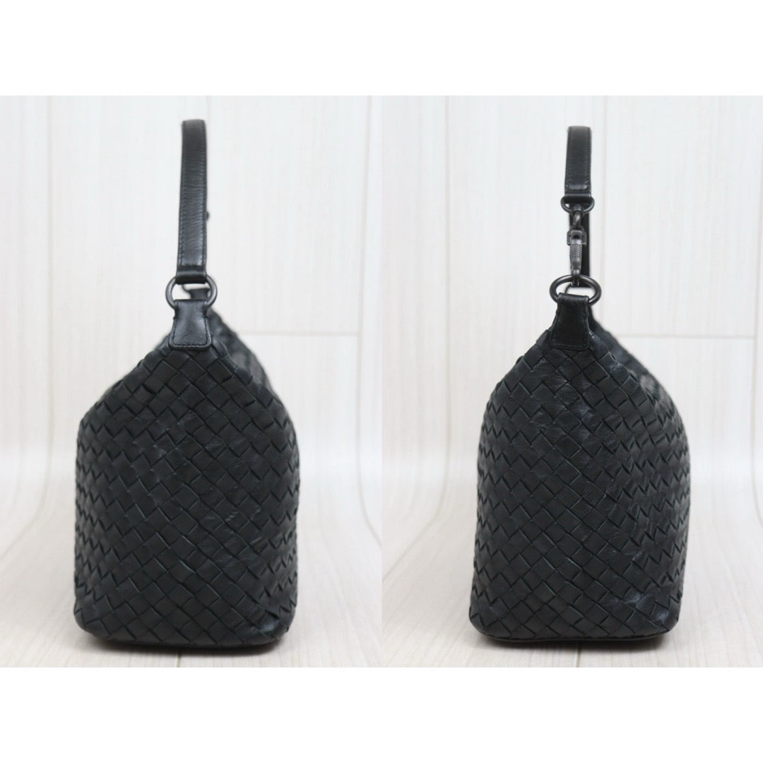 Include Entrupy Certificate of Authenticity｜Good ( Rank AB)｜ Bottega Veneta Lamb Skin  Braid Shoulder Bag Black｜26062910