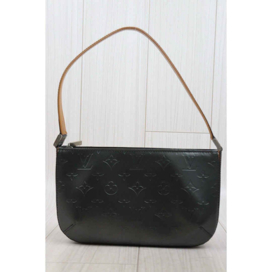 Very Good ( Rank A) ｜ LV Matte Vernis Steel Gray Fowler Shoulder Bag｜25110609