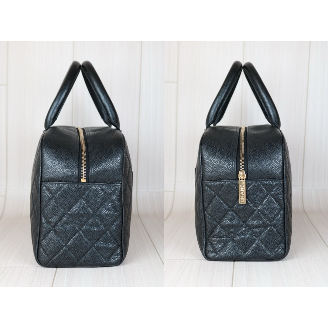 Very Good ( Rank A)｜ CHANEL  Caviar Skin Leather Calf Leather Bowling Bag Hand Bag Made In 2003～2004Year｜S24090504