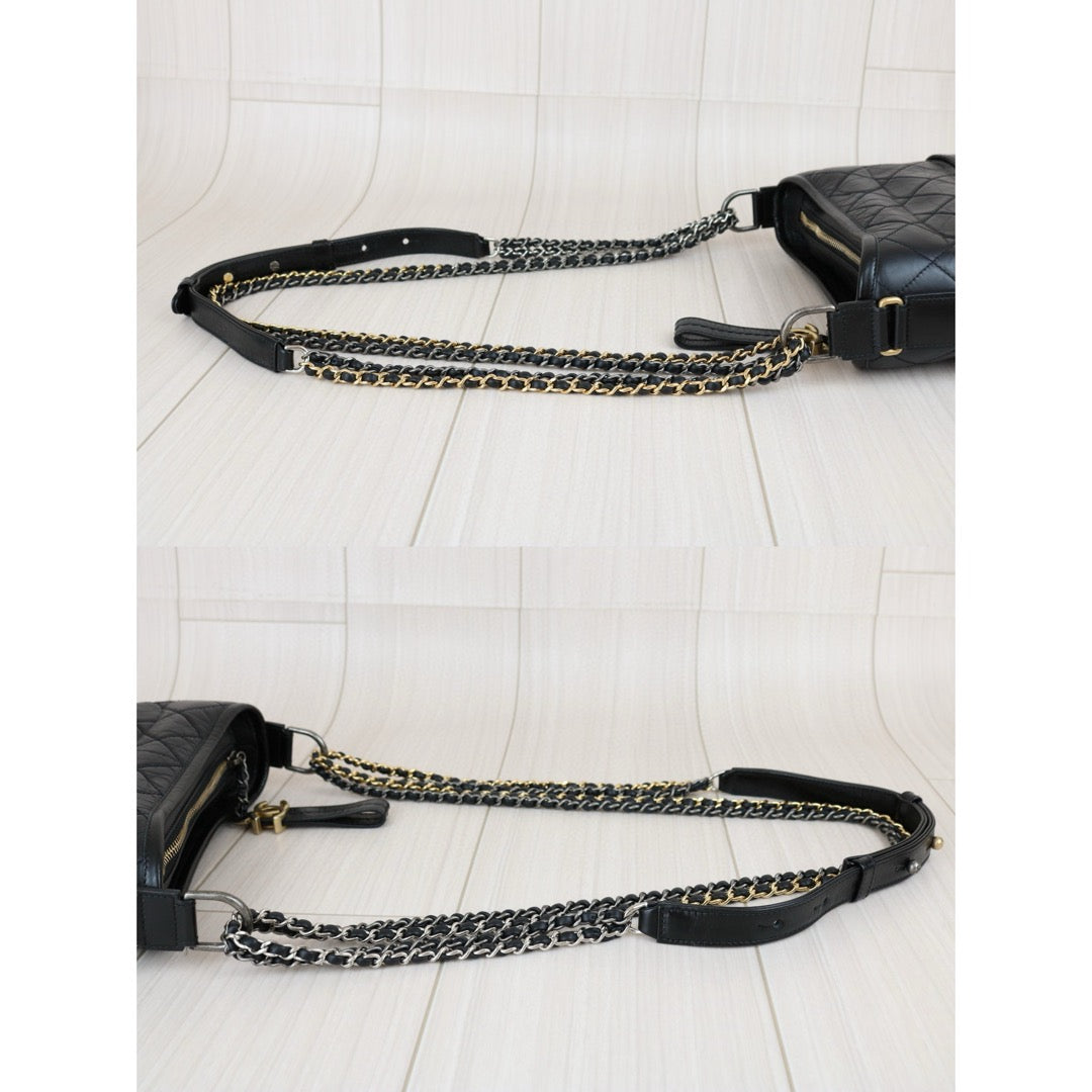 Very Good ( Rank A) ｜CHANEL PM Gabrielle Aged Calfskin Shoulder Bag Black Made in 2018 Year｜S24111810