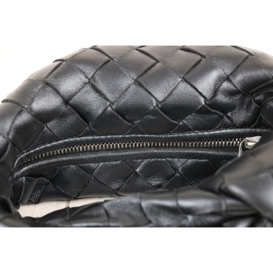Include Entrupy Certificate of Authenticity｜Very Good ( Rank A)｜ Bottega Veneta Lamb Skin Mini Jodie Hand Bag Black｜S26051702