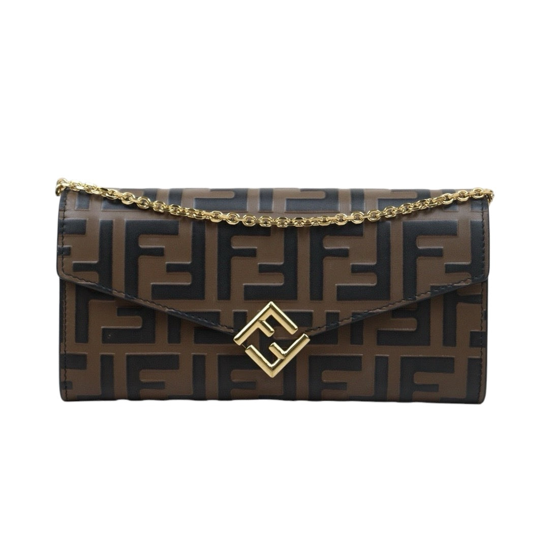 Excellent（Rank SA）｜ FENDI Long Wallet ｜S24111224