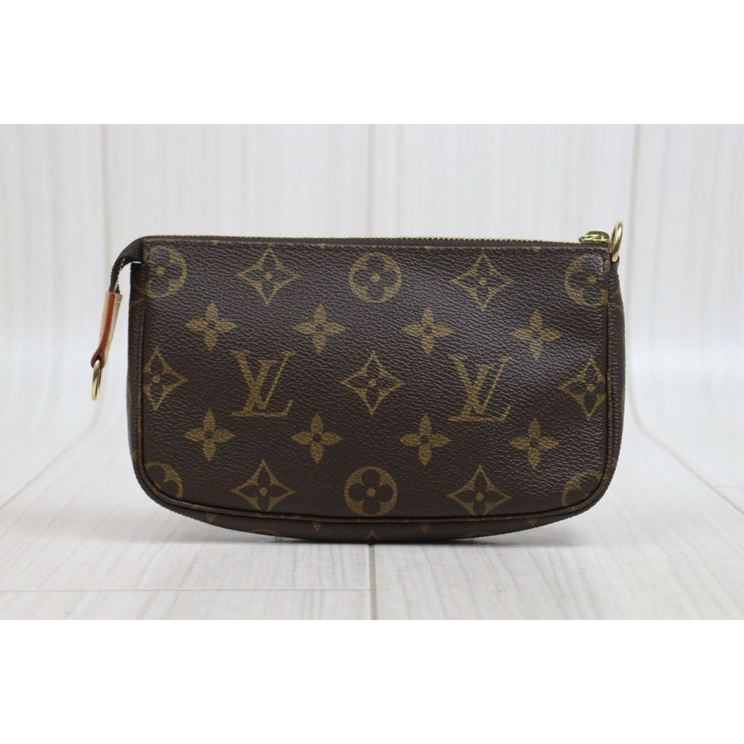 Include Entrupy Certificate of Authenticity｜Very Good ( Rank A) ｜Louis Vuitton Monogram Pochette Accessoire MM｜26062401