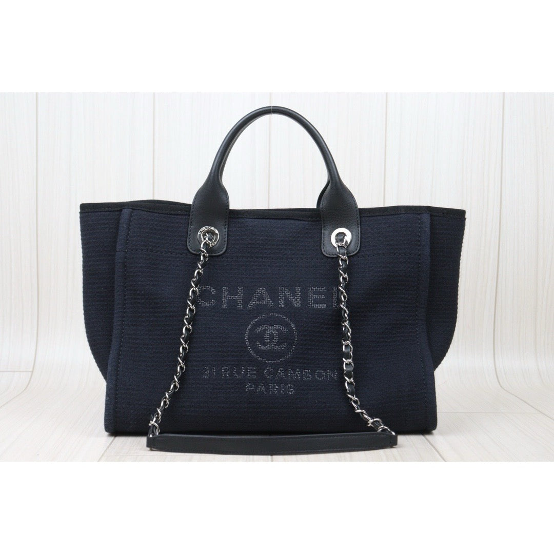 Very Good ( Rank A) ｜CHANEL Canvas Tote Bag Black IC Chips ｜24092005