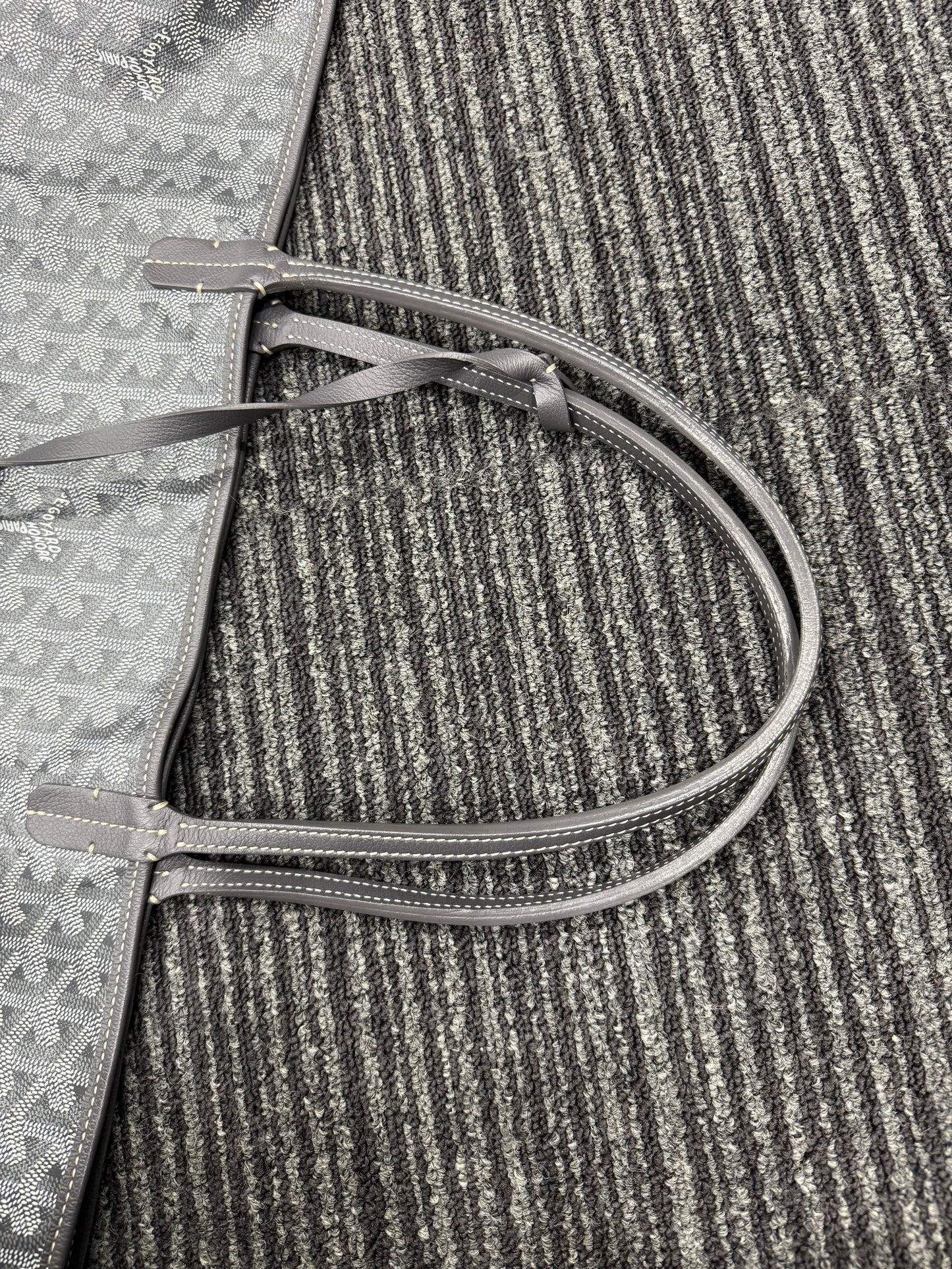 First installment 1/3｜Good ( Rank AB)｜ Goyard Saint-Louis GM Tote Bag Grey｜S24111213
