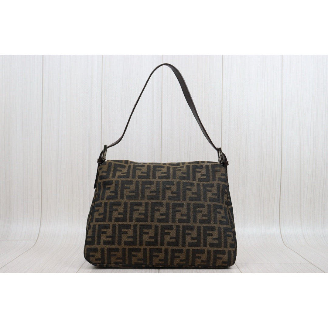 Very Good ( Rank A)｜ FENDI Zucca Mamma Baguette Shoulder Bag ｜25042108