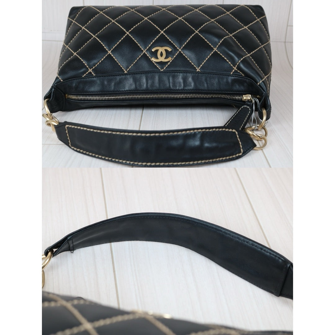 Good ( Rank AB)｜CHANEL Hobo Calf Leather Shoulder Bag  Made In 2003～2004Year｜W24090501