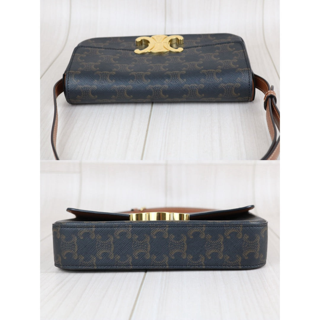 Include Entrupy Certificate of Authenticity｜Very Good ( Rank A)｜ CELINE Macadam Triomphe Shoulder Bag  Golden Hardware｜S26061202