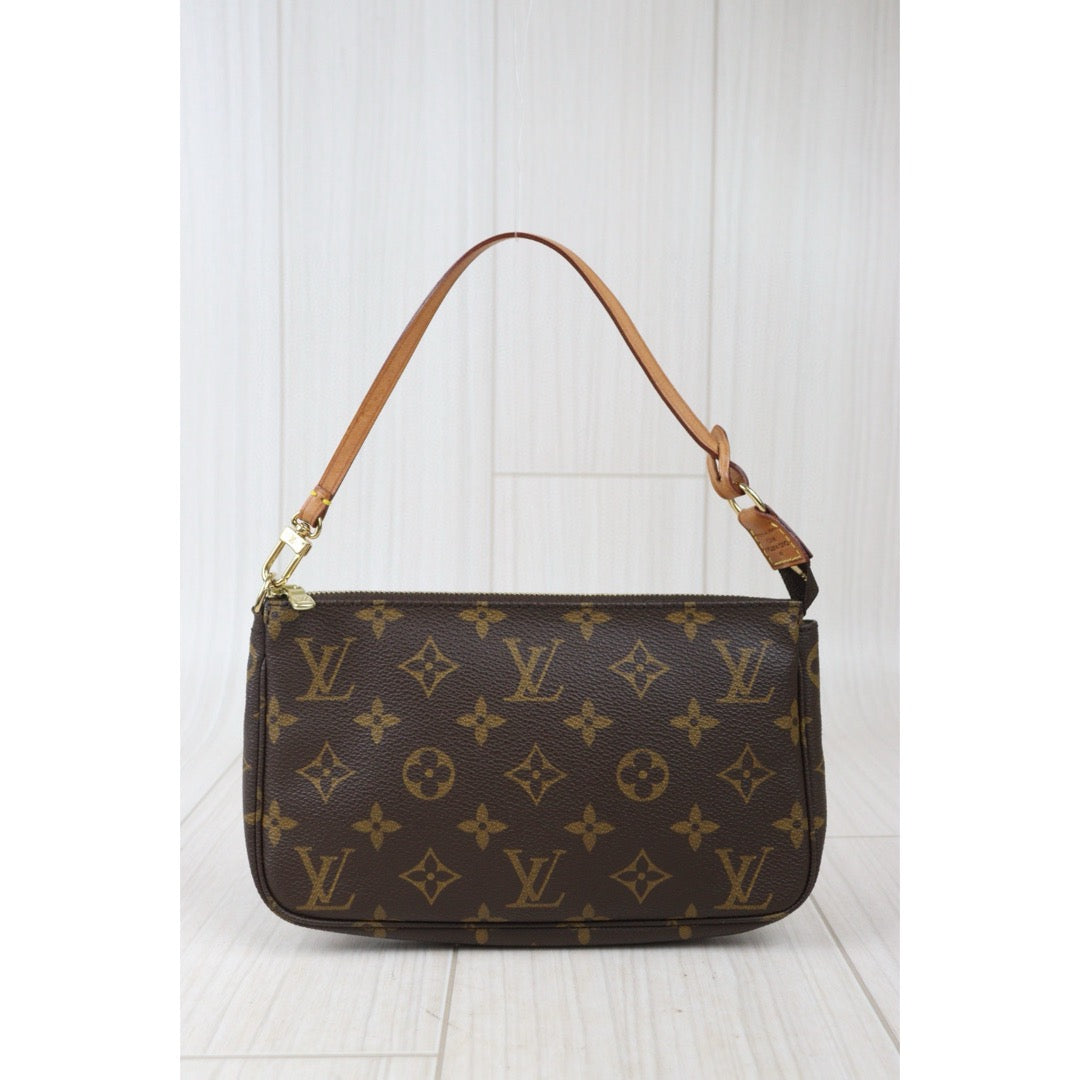 Good ( Rank AB) ｜ LV Monogram Pochette Accessoires Vintage Model｜V24071513