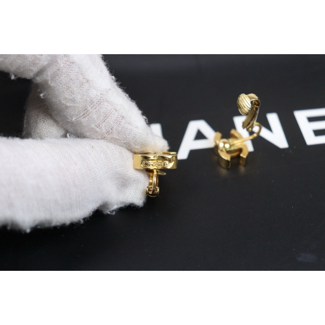 Very Good ( Rank A) ｜CHANEL COCO Earrings 18k Gold Plated ｜24072905