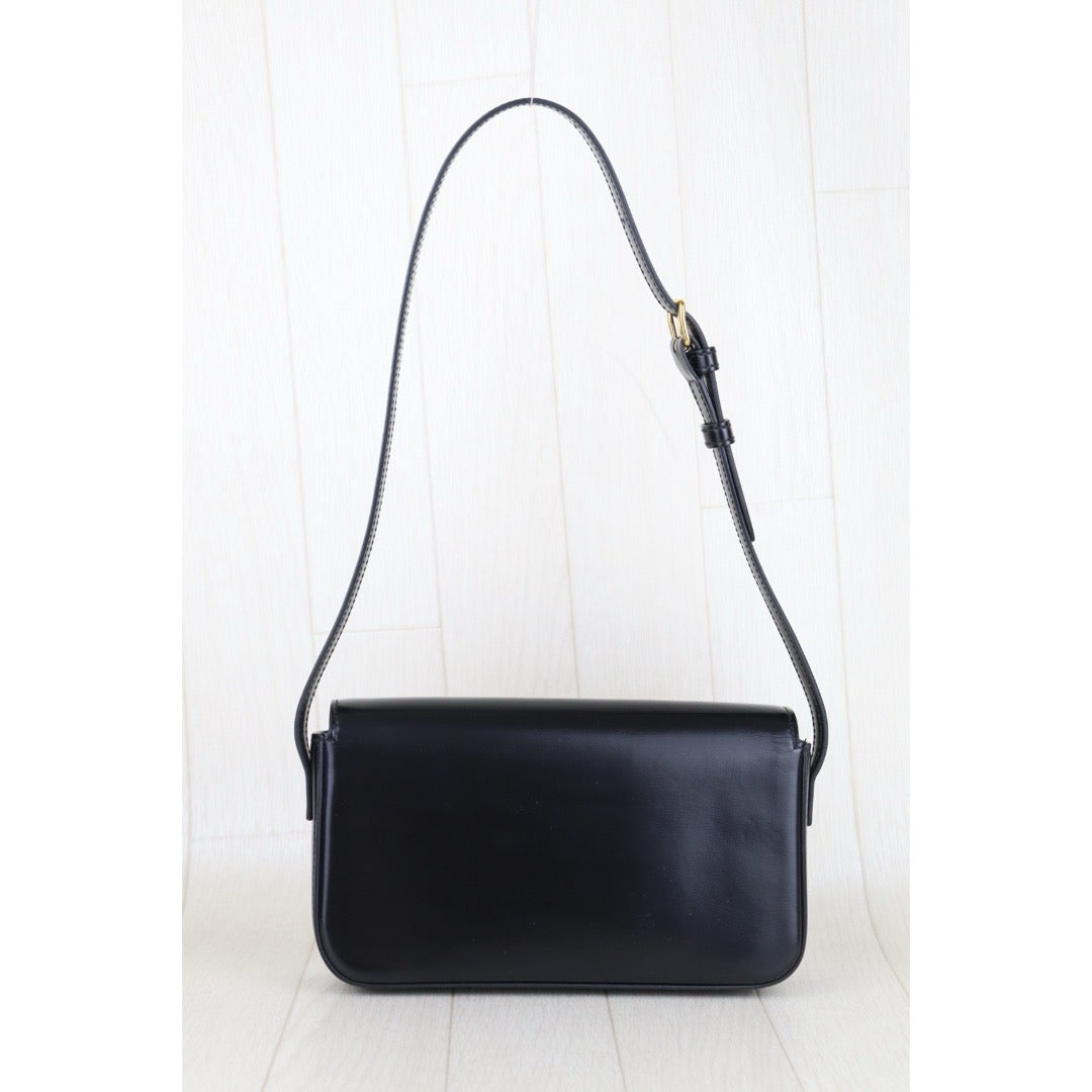 Very Good ( Rank A)｜CELINE Calf Leather Triomphe Black Shoulder Bag Golden Hardware｜S25103010