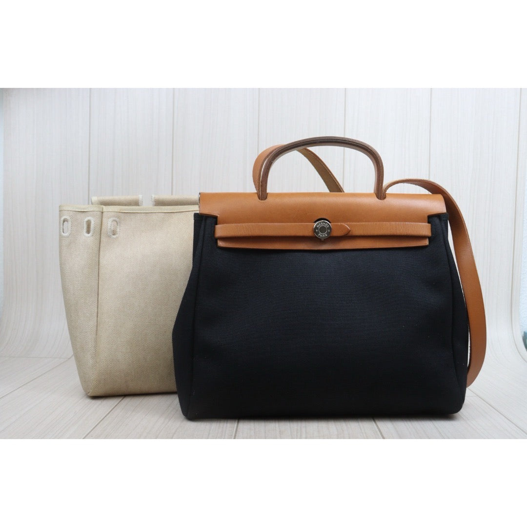 Include Entrupy Certificate of Authenticity｜Good ( Rank AB)｜ HERMES Herbag PM  Shoulder Bag□E Stamp Made in 2017 Year ｜26082001