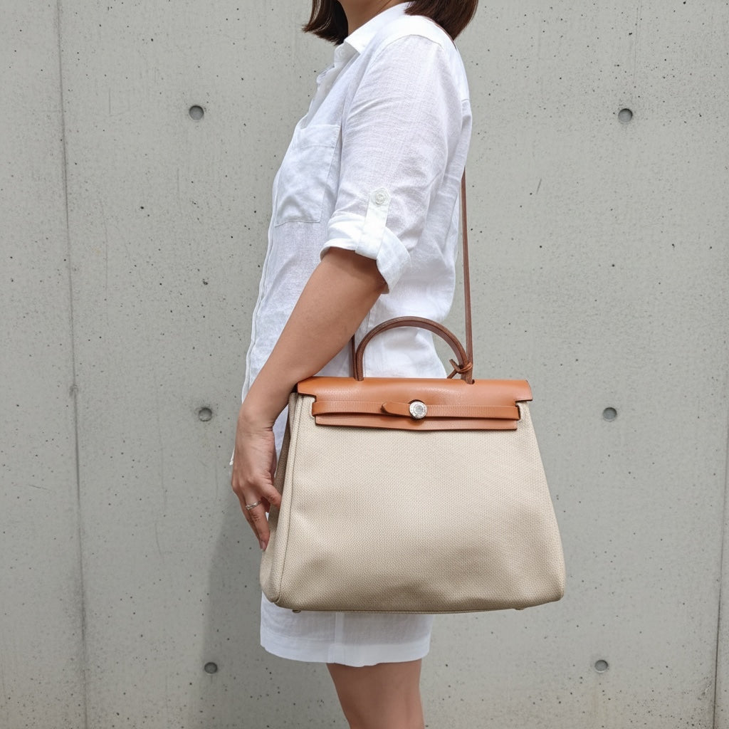 Include Entrupy Certificate of Authenticity｜Good ( Rank AB) ｜ HERMES Herbag PM Shoulder Bag □D Stamp Made In 2000Year｜26062918