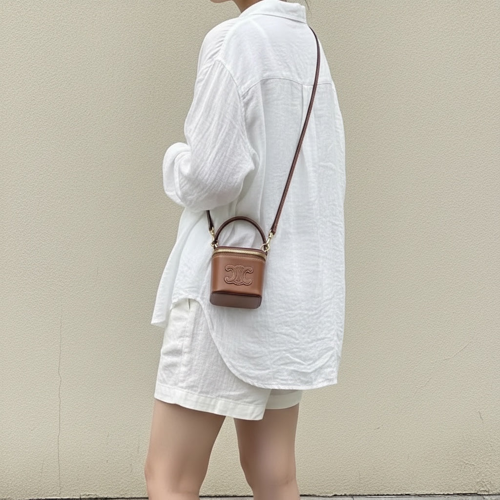 Include Entrupy Certificate of Authenticity｜Very Good ( Rank A)｜ CELINE Box Triomphe Calf Leather Mini Handbag Shoulder Bag Caramel  ｜S26061201