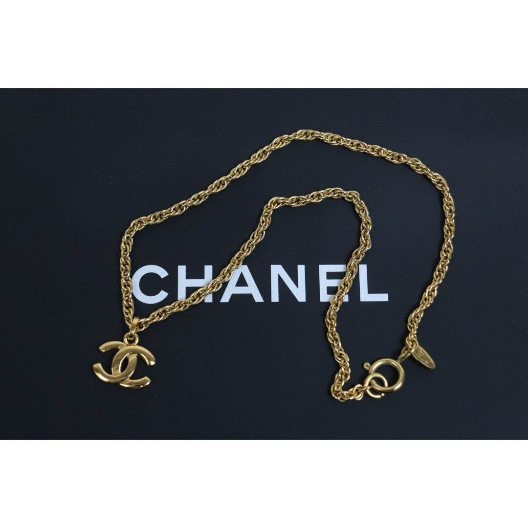 Include Authentic Detective Certificate of Authenticity｜Very Good ( Rank A) ｜CHANEL Vintage COCO Mark  Golden Necklace ｜26061804