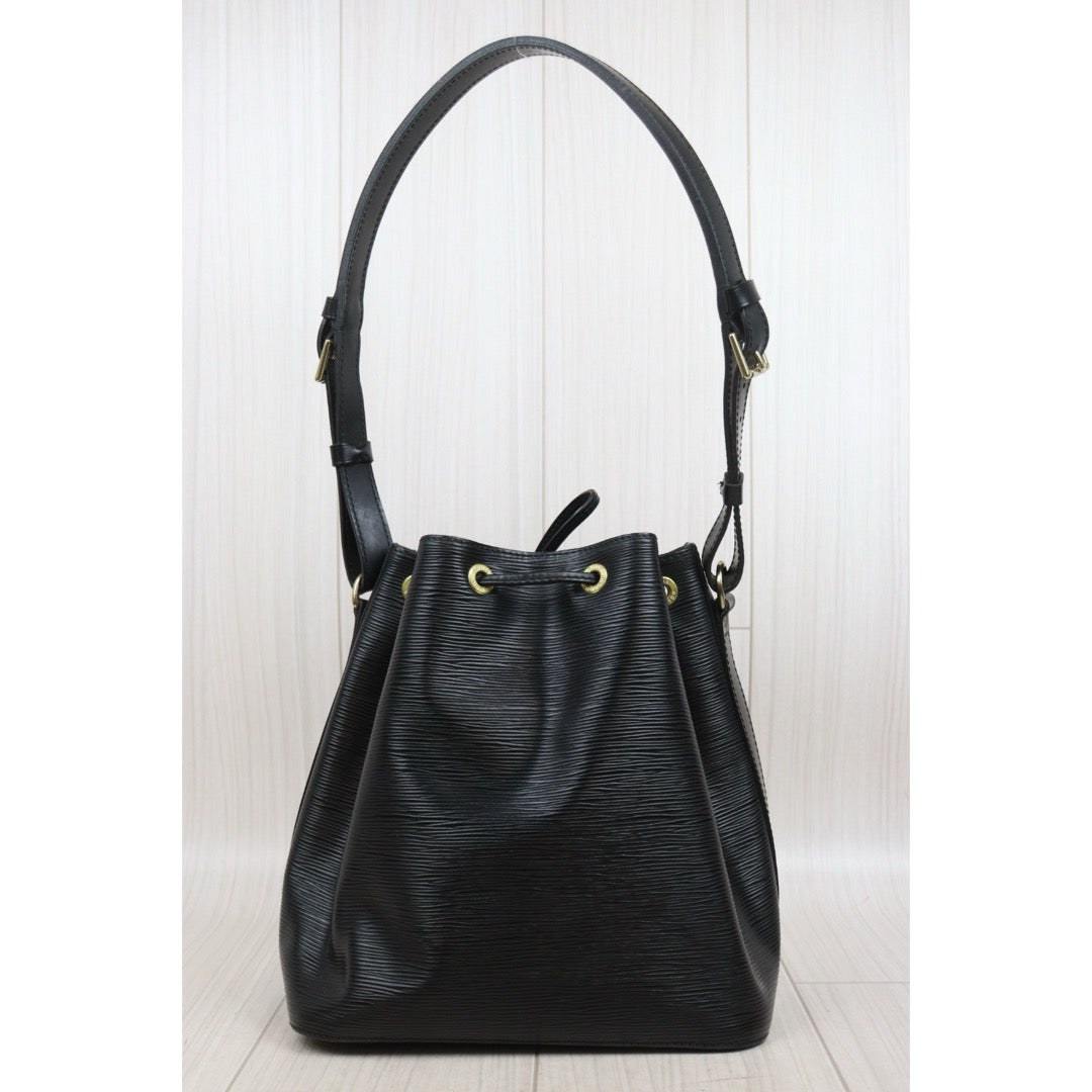 Very Good ( Rank A) ｜ LV Epi Noe Shoulder Bag Black｜25103111